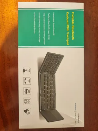 Teclado Bluetooth Plegable con Touchpad