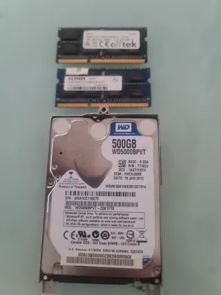 Disco Duro 500GB + 2 Memorias RAM (4GB+2GB)