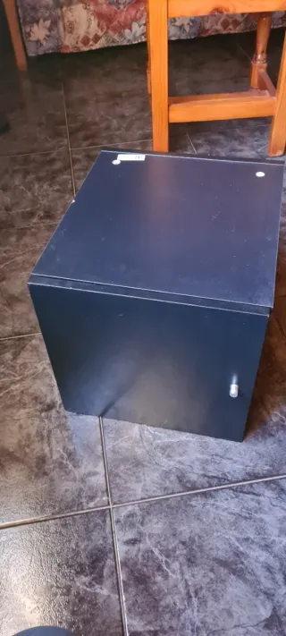 Cubos con puerta para estantería Ikea