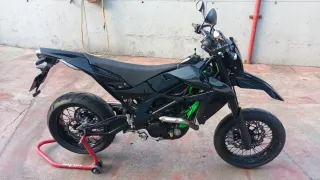 Aprilia SXV 2008 Supermotard