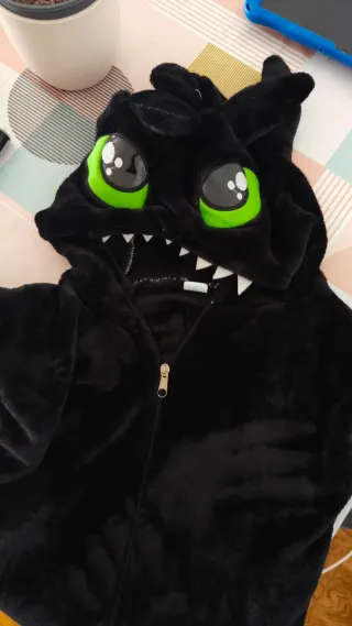 Disfraz de dragón negro