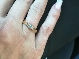 Anillo Solitario Oro 18kno envío no negociable pes