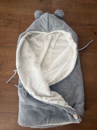 Saco invierno de bebé con capucha de Cotton Juice