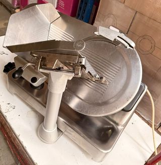 Cortadora de Fiambre Hostelería y Comercio