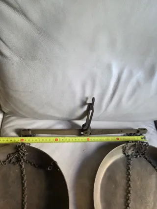 Balanza antigua de platos bronce