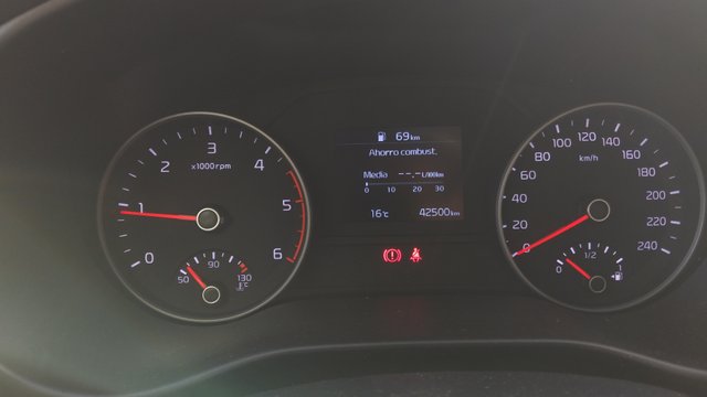 Kia Sportage 1.6 MHEV Business 4x2 100 kW (136 CV)