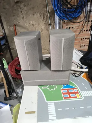 Altavoces Home Cinema Onkyo Grises