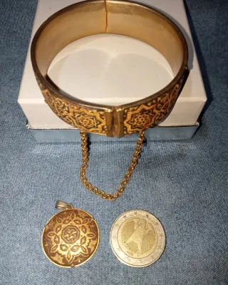 Bracciale e ciondolo Toledo damascena oro anni 70