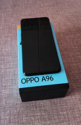 Móvil OPPO A96 como nuevo, con caja