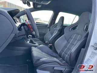 Volkswagen Golf GTI Club Sport Buckets