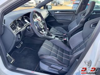 Volkswagen Golf GTI Club Sport Buckets