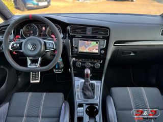 Volkswagen Golf GTI Club Sport Buckets