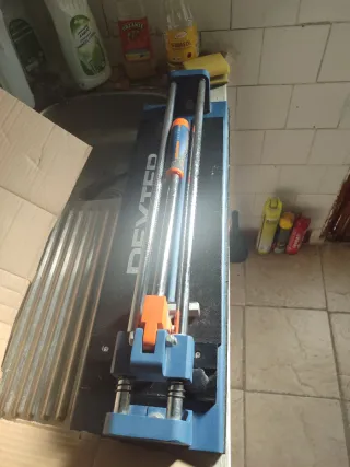 Cortador de azulejos Dexter