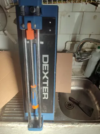 Cortador de azulejos Dexter