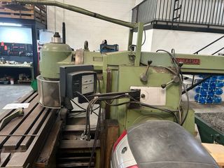 Fresadora Correa F5UA