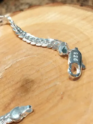 Pulsera de plata estilo serpiente