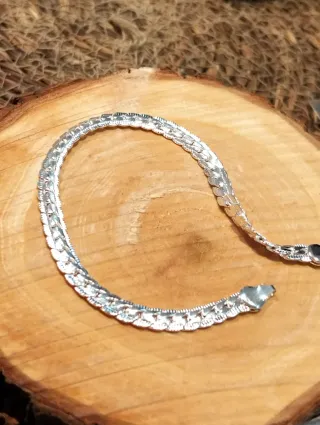 Pulsera de plata estilo serpiente