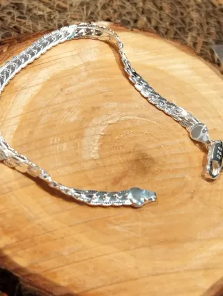 Pulsera de plata estilo serpiente