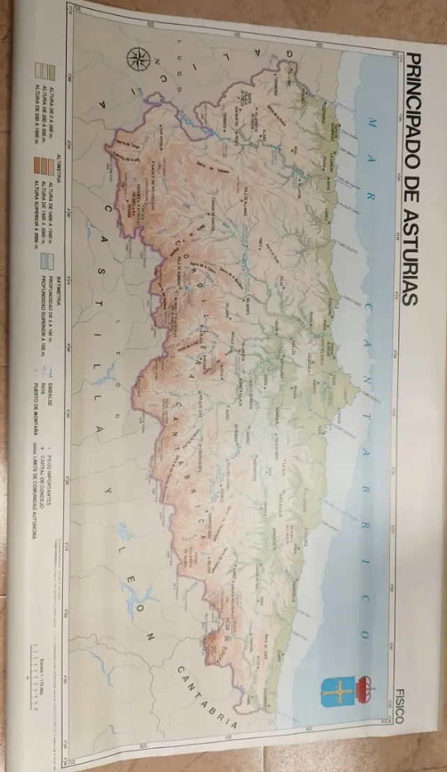 Mapa Asturias  vintage 95x130 cm