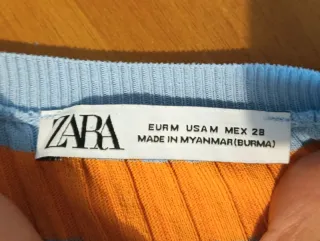 Maglia Zara a righe elasticizzata.