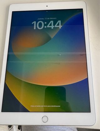 iPad 8ª Gen 32GB Plata