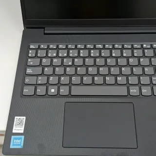 Lenovo V15 G2 nuevo con Windows 11