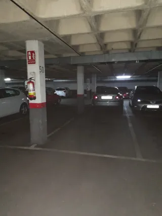 Se vende plaza de garaje C/Camarena 57 Aluche