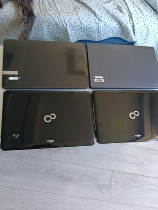 Lote 4 Portátiles Acer y Fujitsu