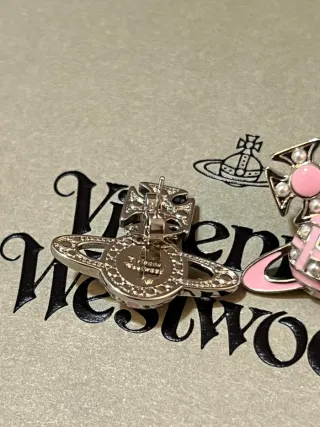Pendientes Vivienne Westwood Orb Rosa Plata