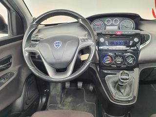 Lancia Ypsilon StopStart Platinum