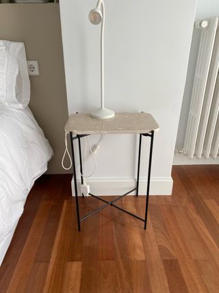 Mesa auxiliar Zara Home mármol y metal