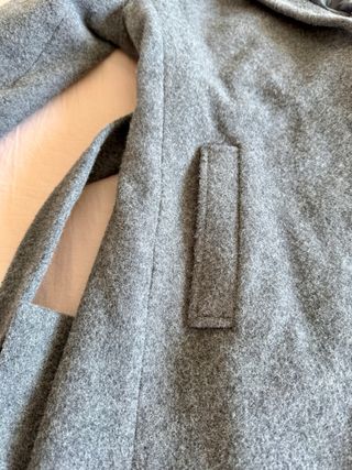 Abrigo de paño gris