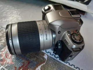 Cámara Nikon F65 AF Nikkor 28-100mm