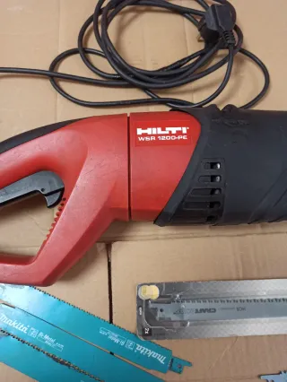 Hilti WSR 1200-PE Sierra de Sable