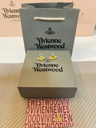 Pendientes Vivienne Westwood Orb Dorados