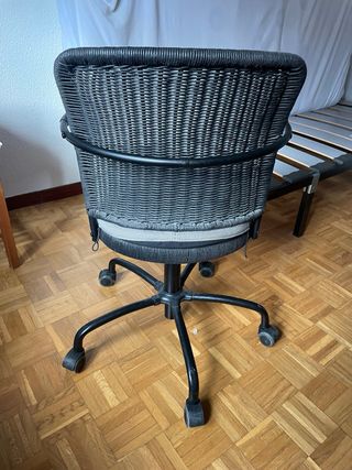 Silla de estudio negra y gris