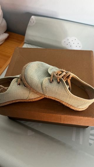 Zapatos niño verde agua