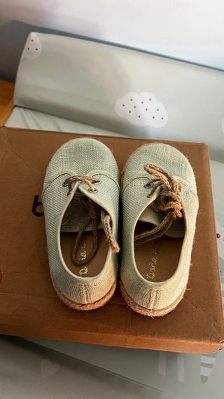Zapatos niño verde agua