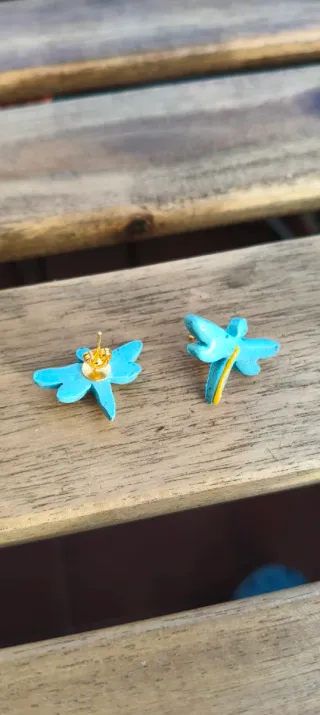 Pendientes arcilla polimérica libélula