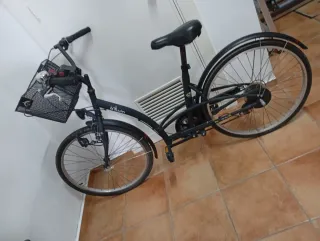 Bicicleta Negra Paseo con Cesta