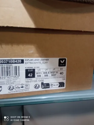 Zapatillas Veja Blancas y Verdes