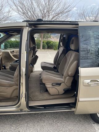 Chrysler Voyager 2002