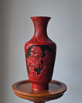 Jarrón Chino Laca Cinabrio Flores