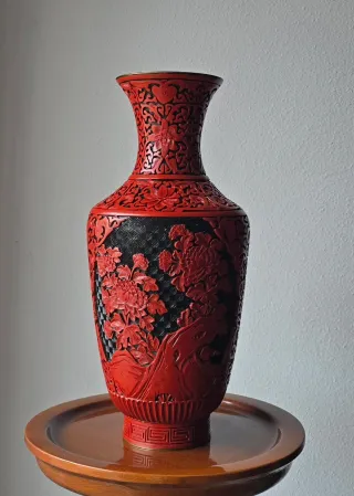 Jarrón Chino Laca Cinabrio Flores