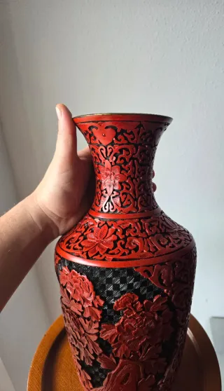 Jarrón Chino Laca Cinabrio Flores