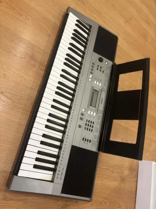 OFERTA Teclado Yamaha E353