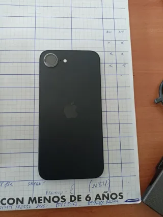 iPhone 16E Apple 6 meses de uso