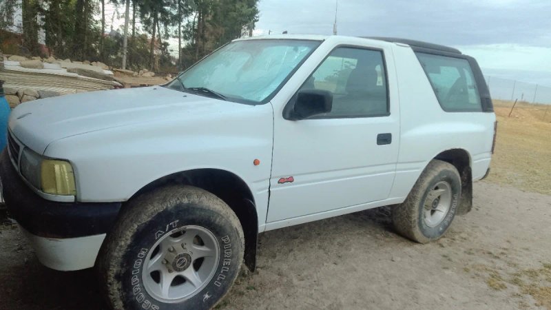 Opel Frontera Sport - foto 1