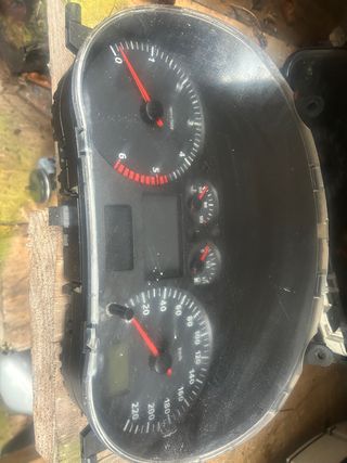 Cuadro instrumentos SEAT TOLEDO 1M2