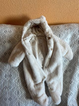 Buzo Zara Pelitos Blanco 1-3 Meses